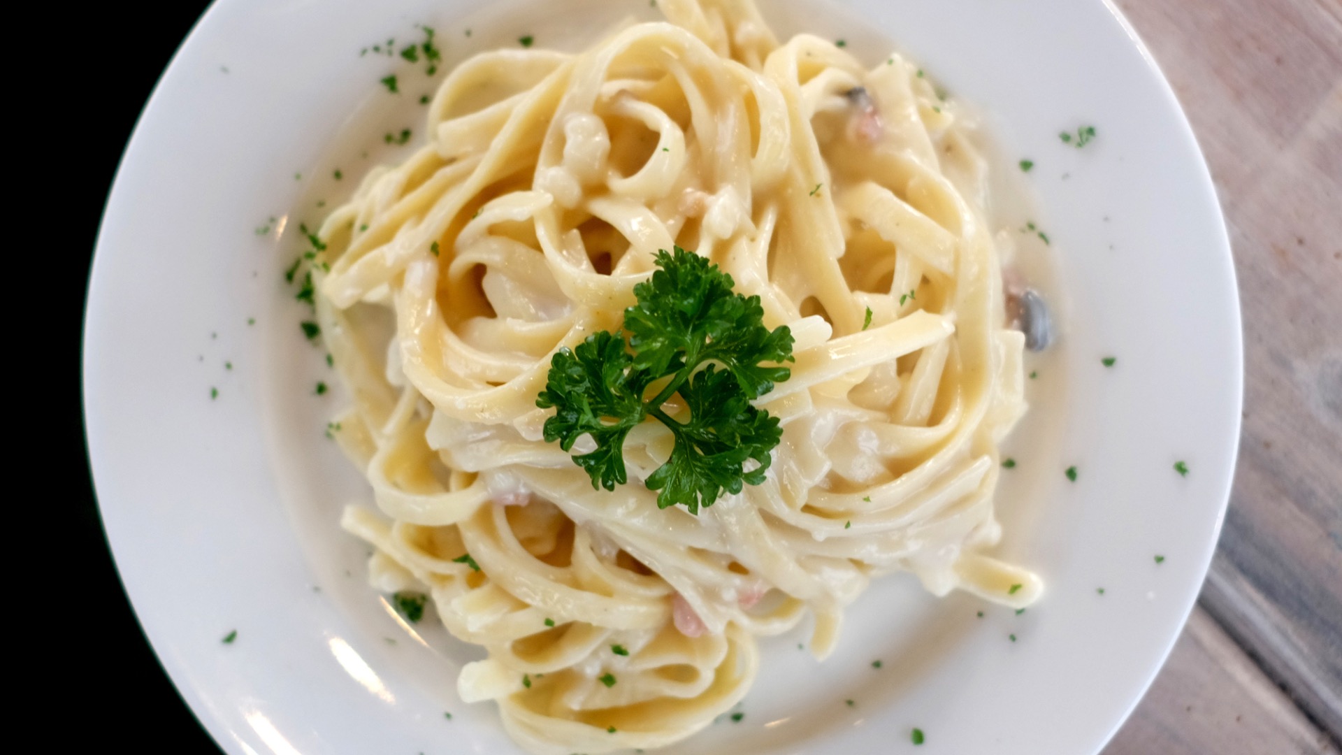 Fettuccine Alfredo